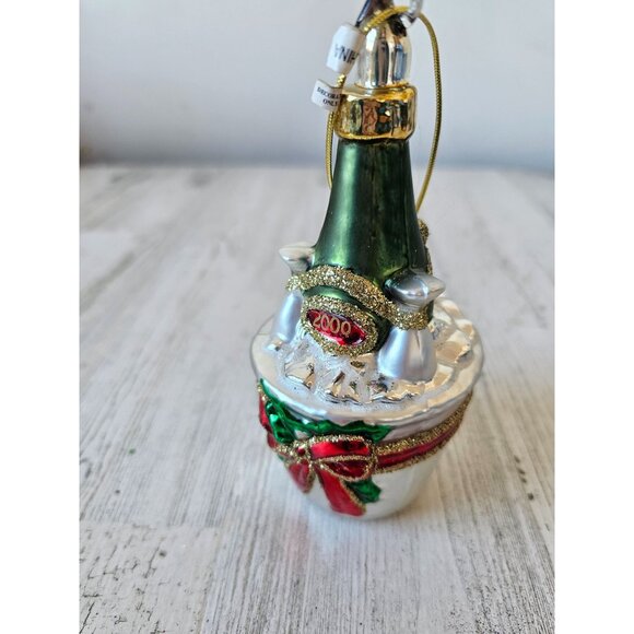 Glass 2000 Champagne bottle ornament ice celebration Xmas tree - Picture 1 of 7